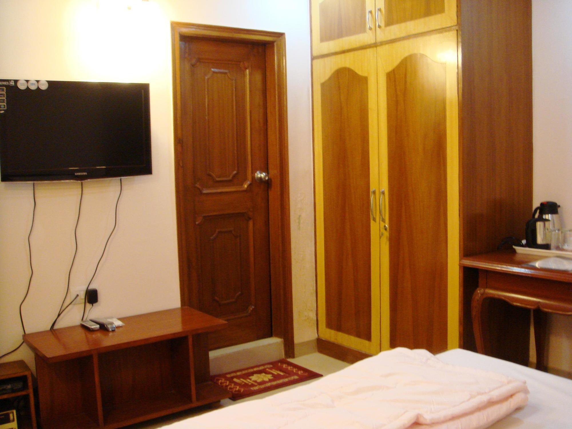 Fabhotel Kashish Residency Sector 26 Noida Dış mekan fotoğraf