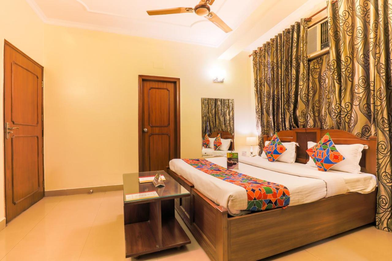 Fabhotel Kashish Residency Sector 26 Noida Dış mekan fotoğraf